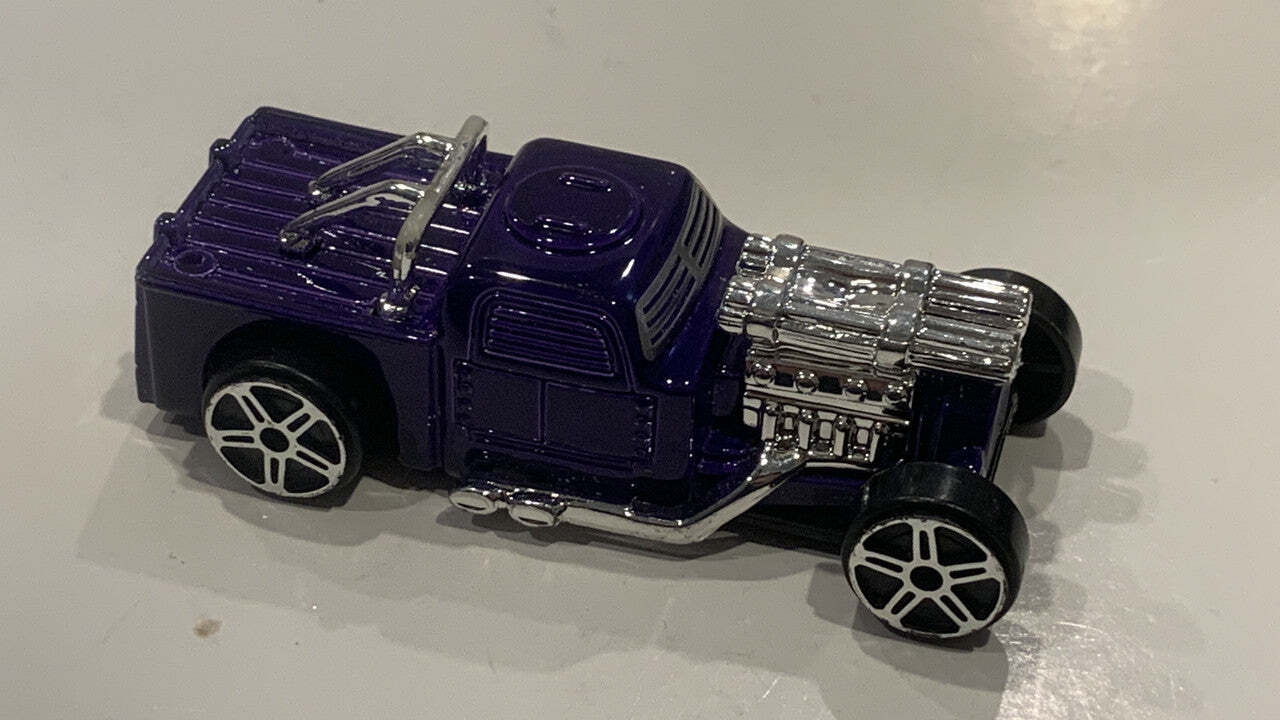 Purple Leadslinger Maisto Toy Diecast Car