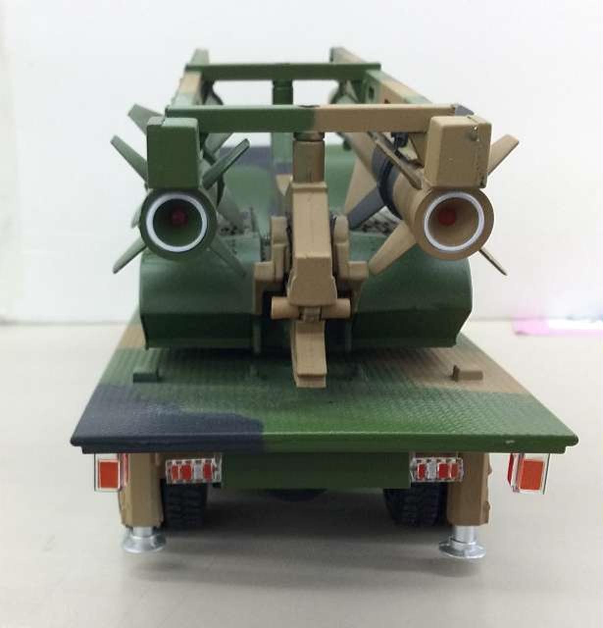 1/24 FLOZ Hongqi-12 Collectables 17+
