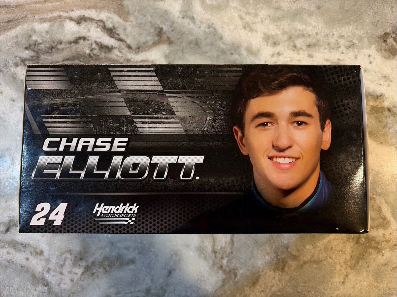 1/24 Lionel Chase Elliott #24 NAPA 2016 SS 1 of 2500 C246821NACLNAPA