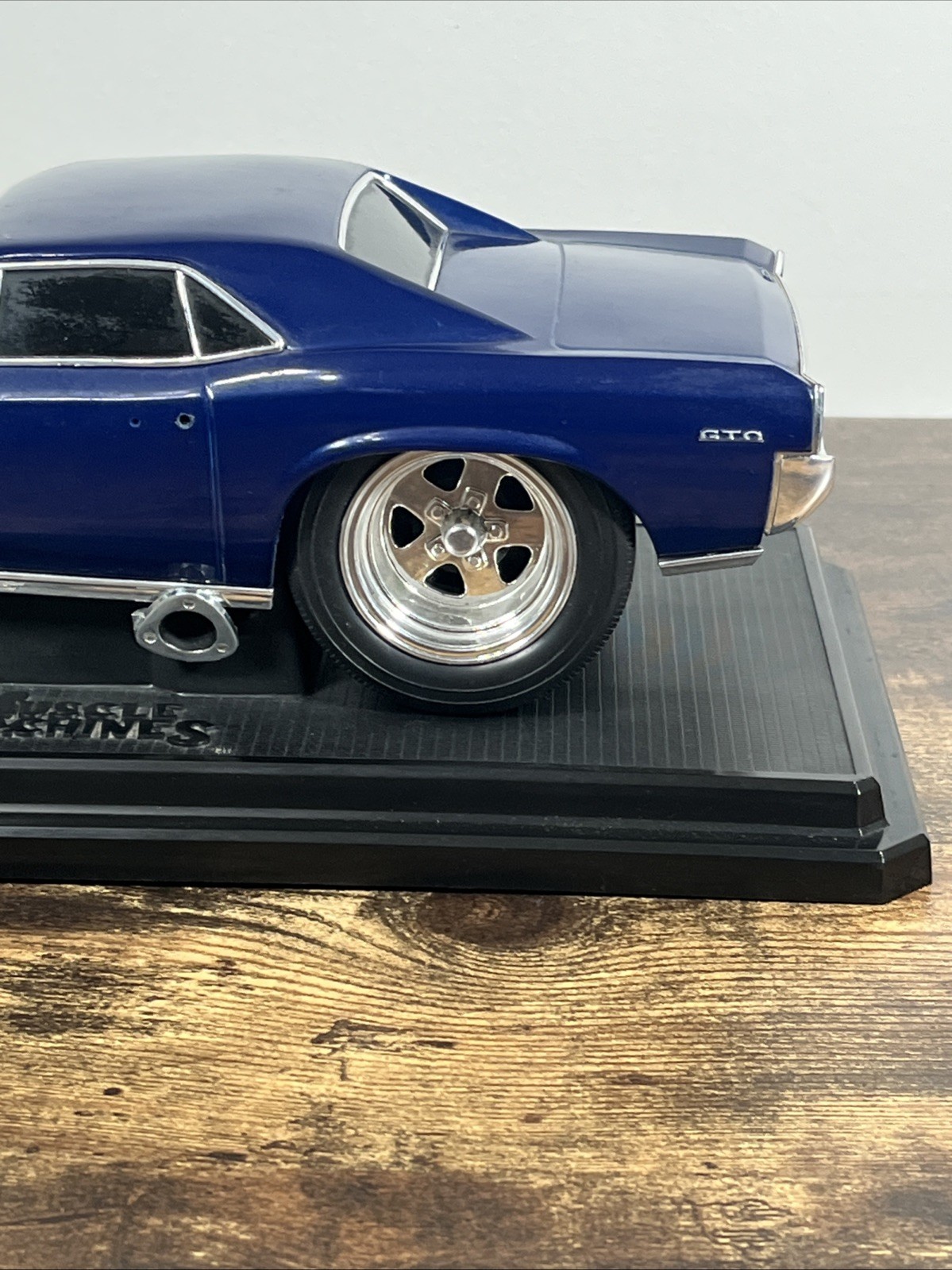 Rare Muscle Machines Dark Blue 1966 GTO Real 1:18 Scale With Stand