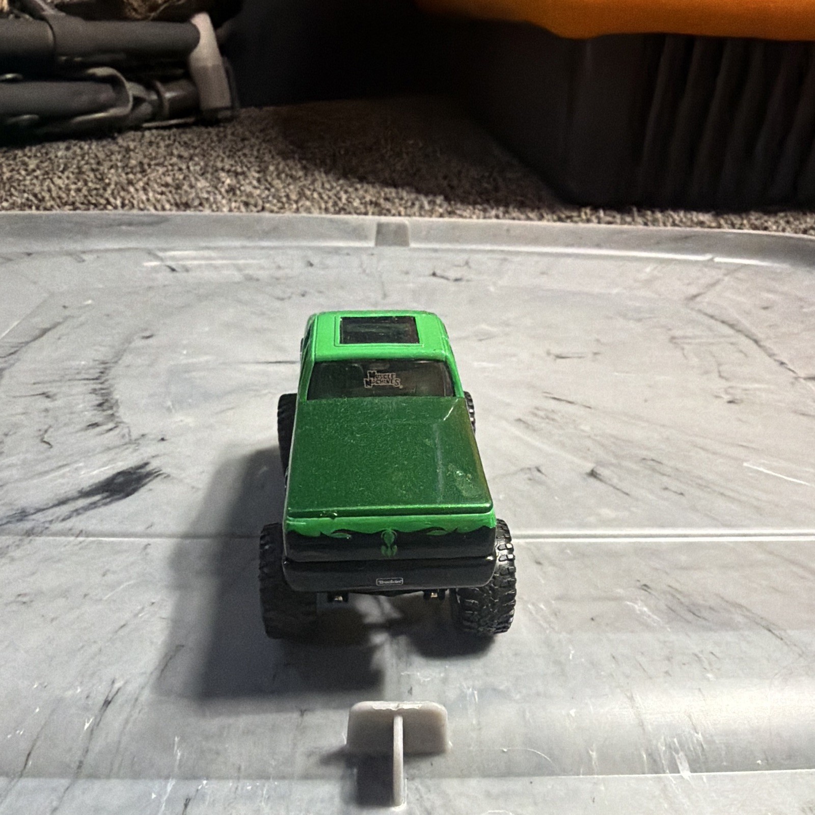 Muscle Machines Truckin 2000 Ford F-150 Black & Green W/Silver Flames – Loose –