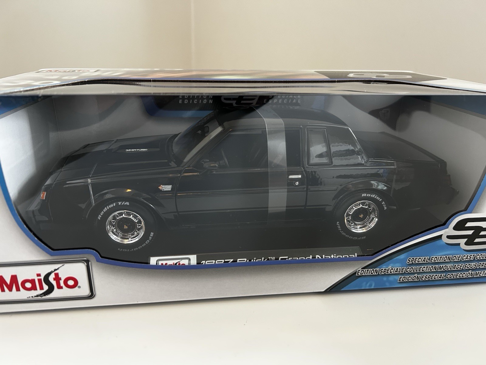 1/18 Maisto Special Edition 1987 Buick Grand National Black W/ Chrome Wheels New