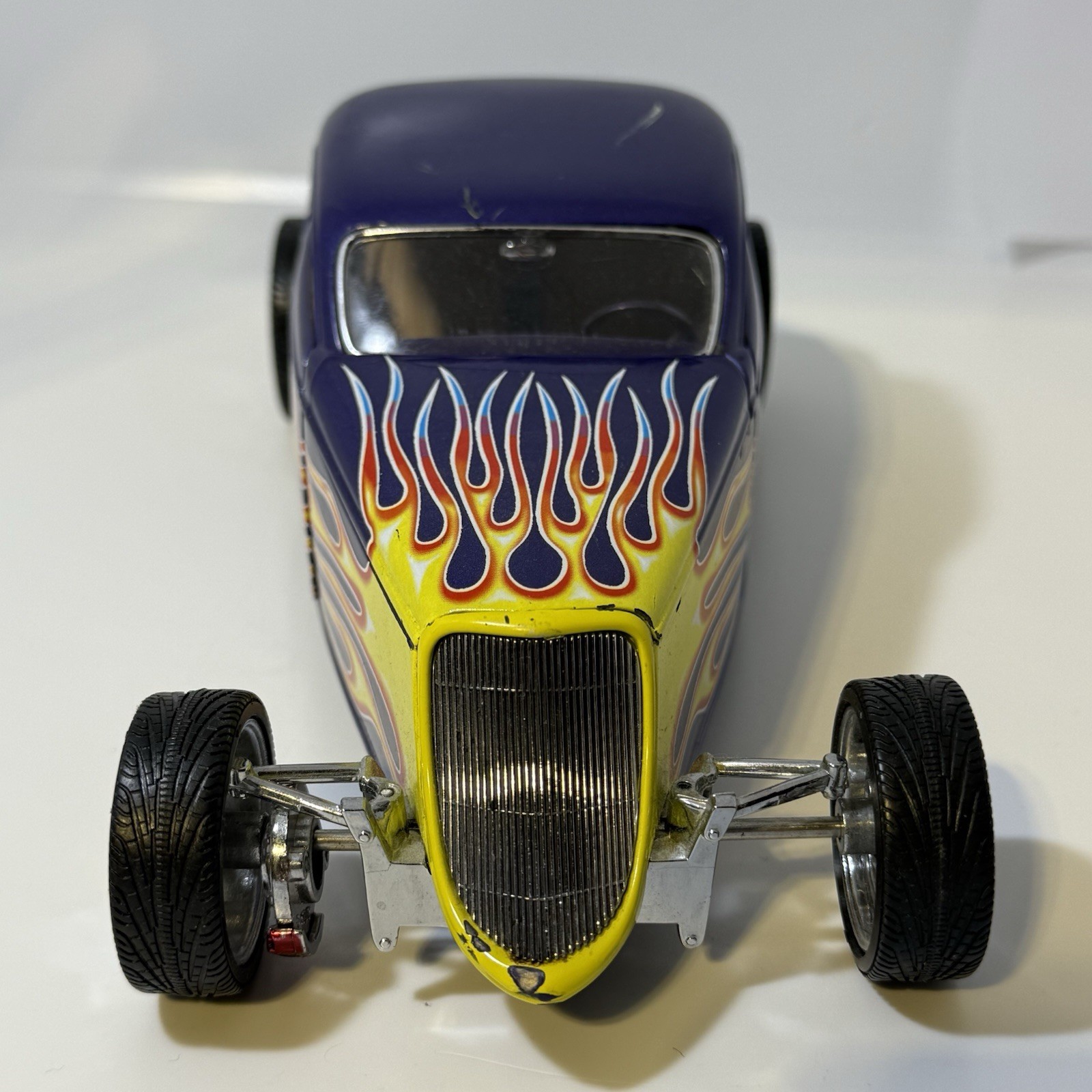 1933 Ford Coupe Shyne Rodz Hot Rod Flames Purple 1:18 Die Cast