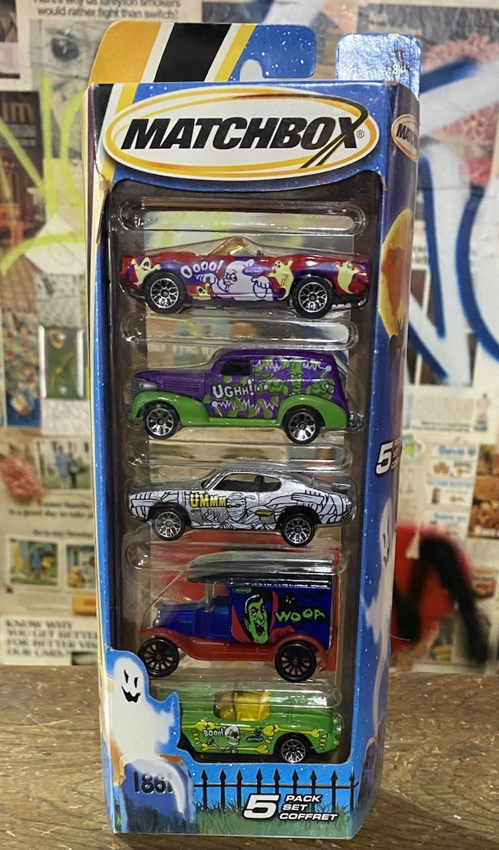 Vintage 2004 Mattel Matchbox Halloween Diecast Cars 5-Pack New Sealed