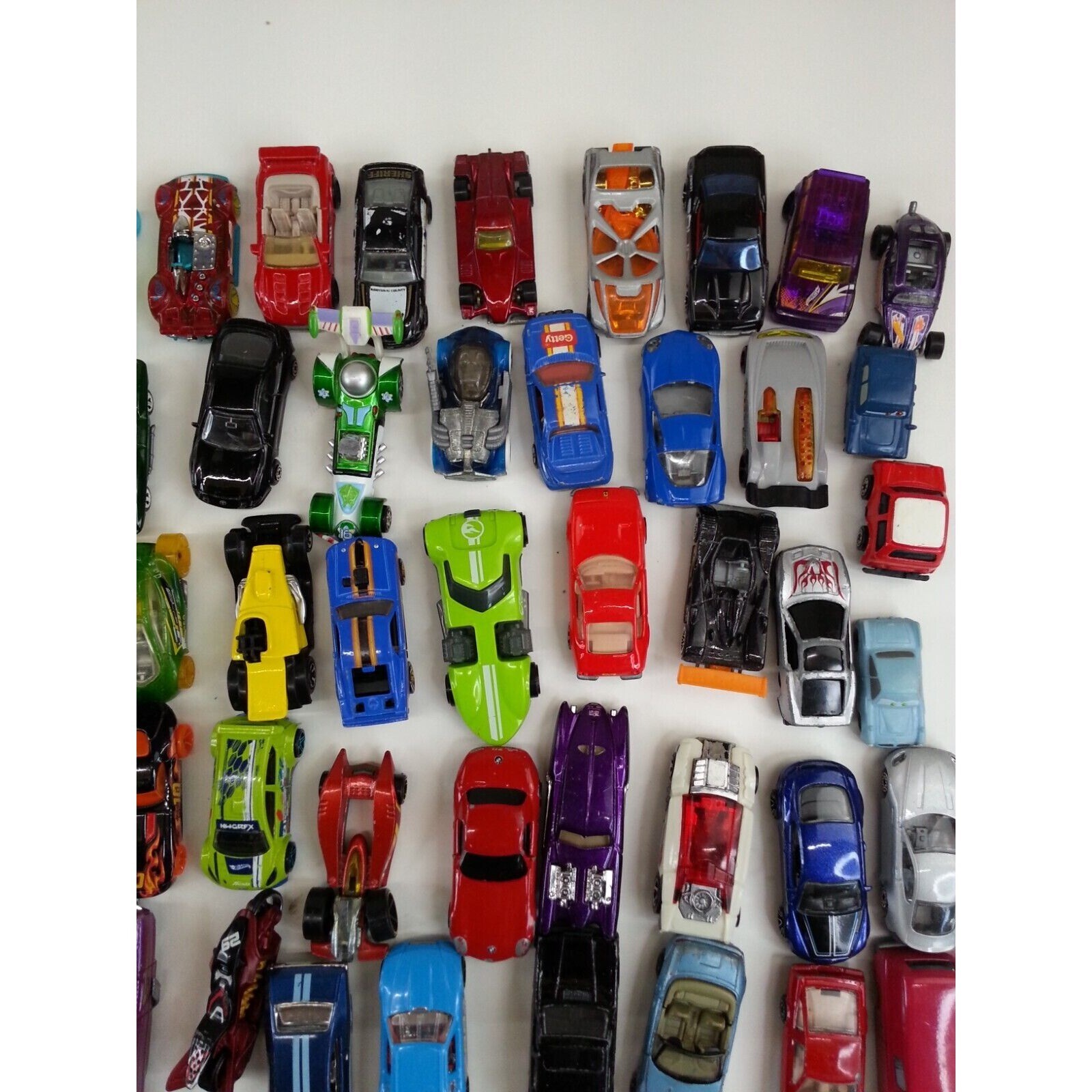 147pc Car Truck Vehicle Lot Matchbox Hot Wheel Maisto Mattel