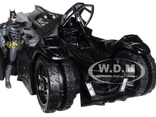 ARKHAM KNIGHT BATMOBILE W/ DIECAST BATMAN FIGURE 1/24 DIECAST CAR BY JADA 98037