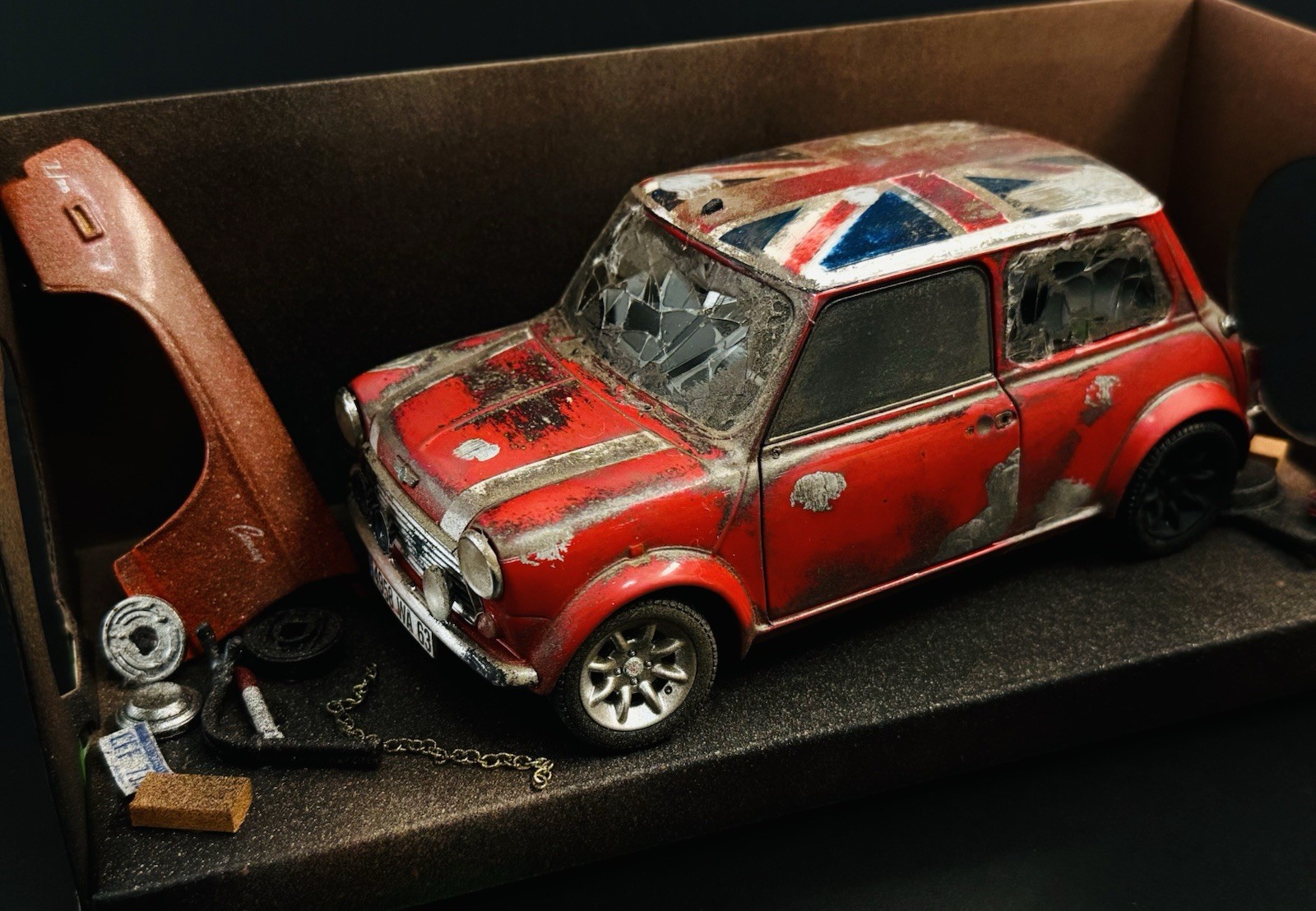 1971 Mini Cooper Wrecked Abandoned 1/18 Kodeblake Barn Find Diorama 1 Of 1 🔥