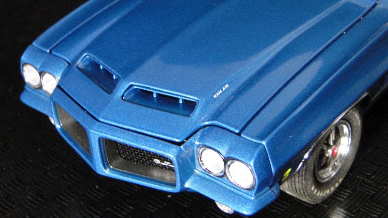 Pontiac GTO Classic Custom Built Metal Model 1 24 Hot Rod Race Car 18 1967 1970