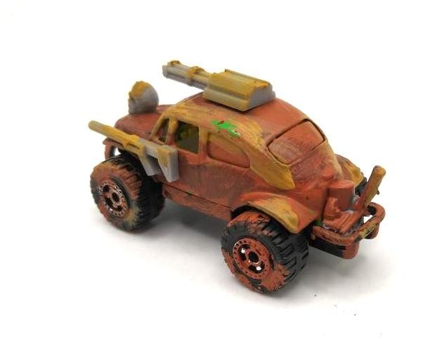 Custom Mad Max Zombie War Wasteland Road Warrior Truck 1/64 Hot Wheels Vehicle