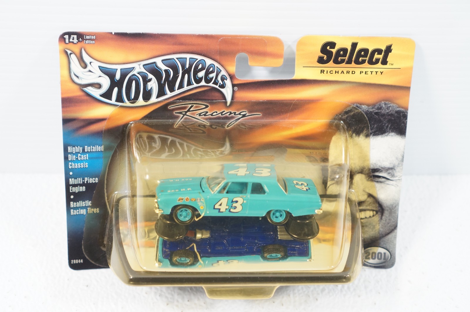 Hot Wheels Racing Select Richard Petty 1970 Plymouth Barracuda 1:64 #43