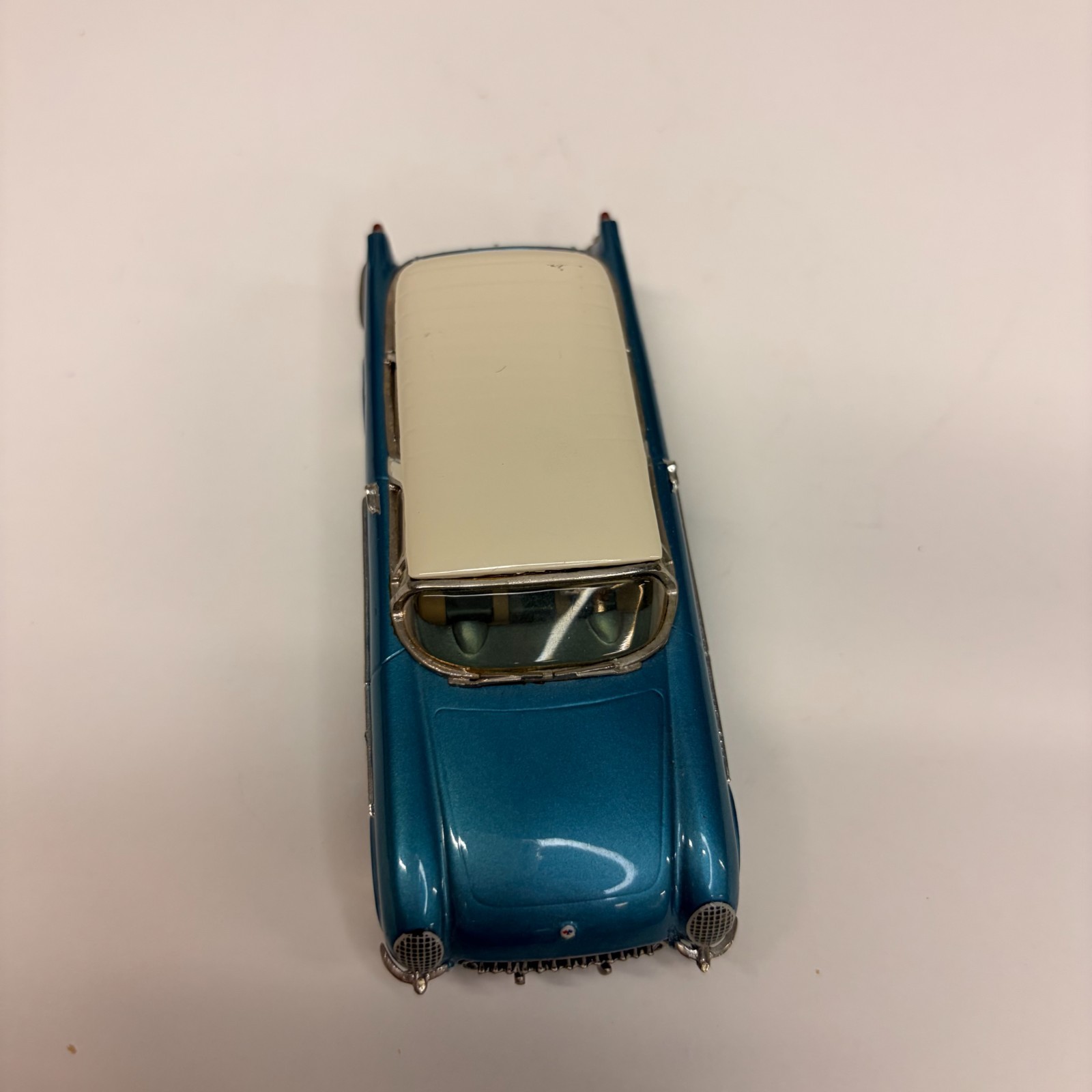 GADM GREAT AMERICAN DREAM MACHINES #2 1954 CORVETTE NOMAD 1/43 DIECAST