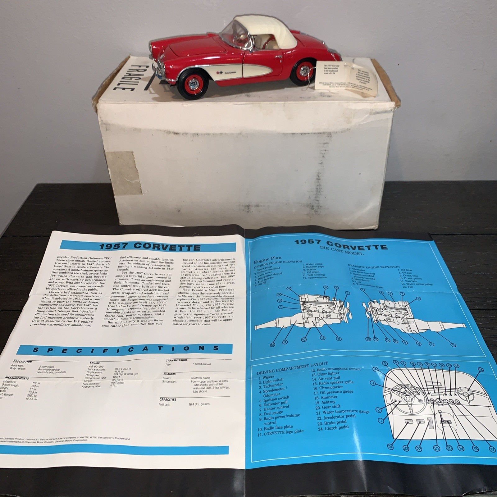 1957 Red Corvette Convertible 1:24 Die-cast Metal w/Removable Top, Franklin Mint