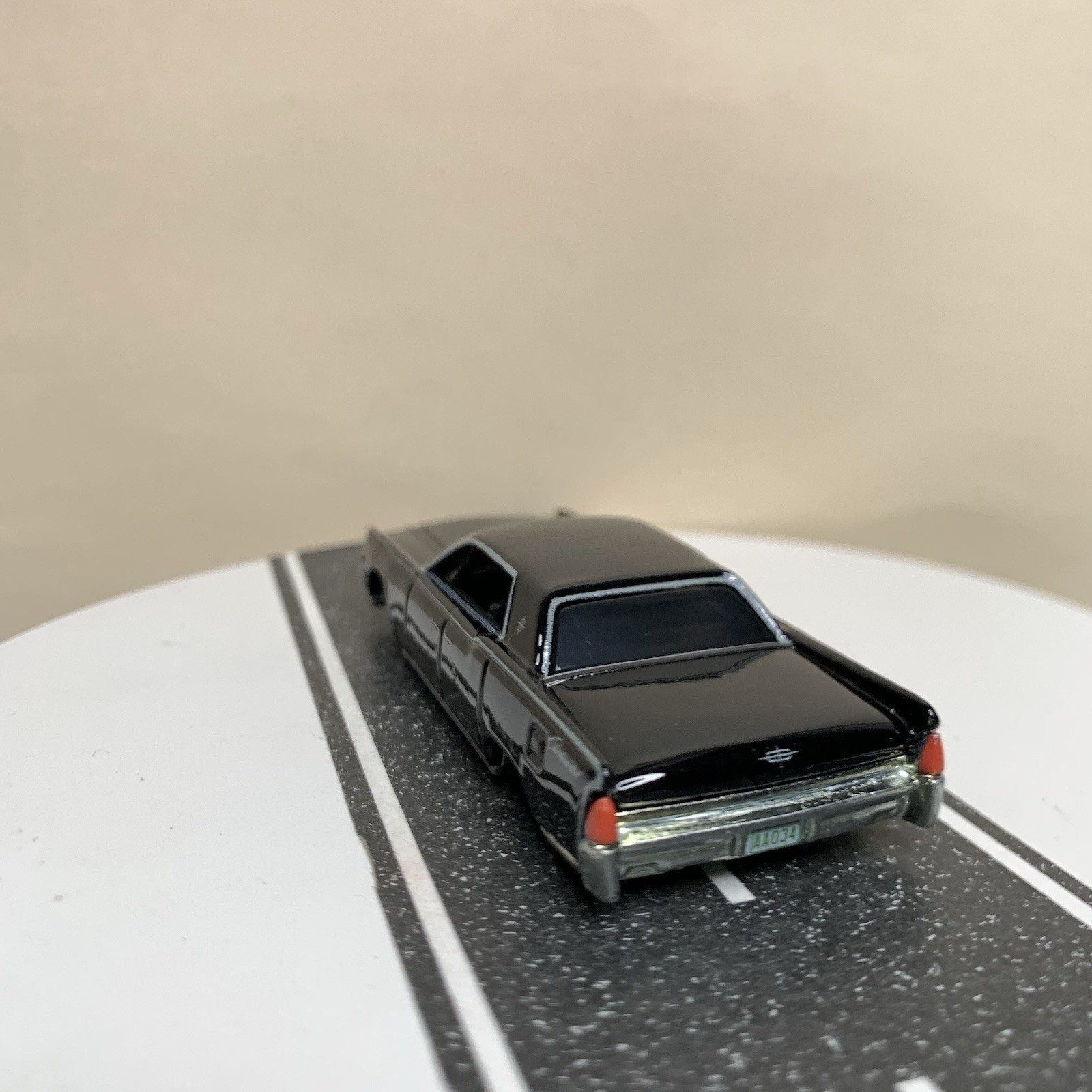 Hot Wheels Premium Pop Culture The Matrix 1964 Lincoln Continental Black 1:64 NM