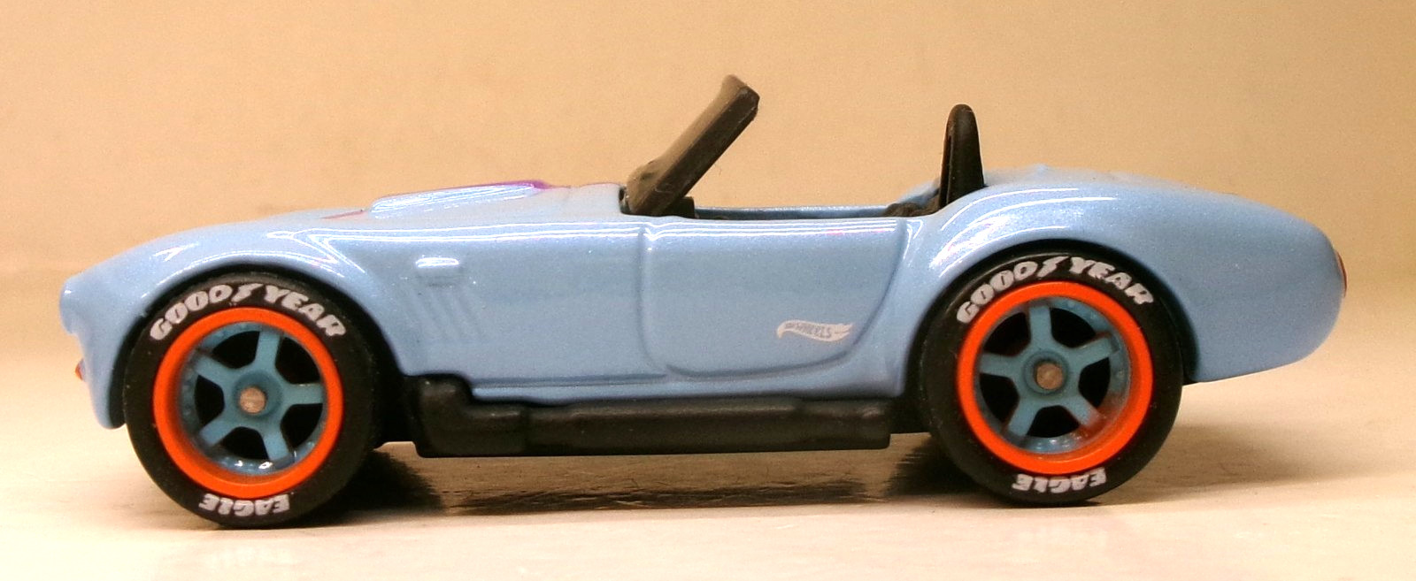LOOSE 2026 HOT WHEELS 1:64 BLUE SHELBY COBRA 427 S/C WHEEL SWAP REAL RIDERS