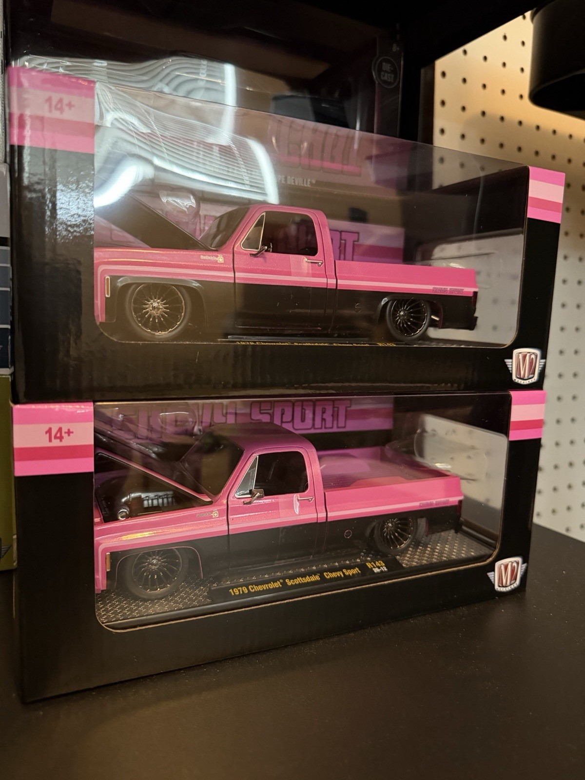 M2 Machines 1979 Chevrolet Scottsdale Chevy Sport – Pink