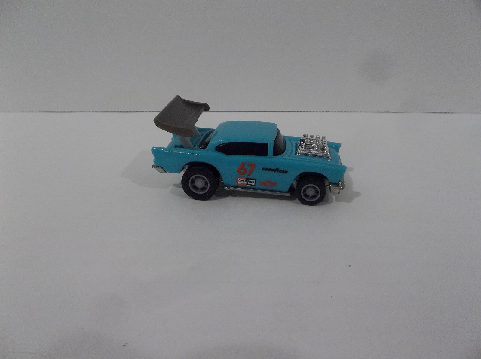 Hot Wheels 57 CHEVY Power Command Racers 1957 Chevy Vintage MINT Pullback action