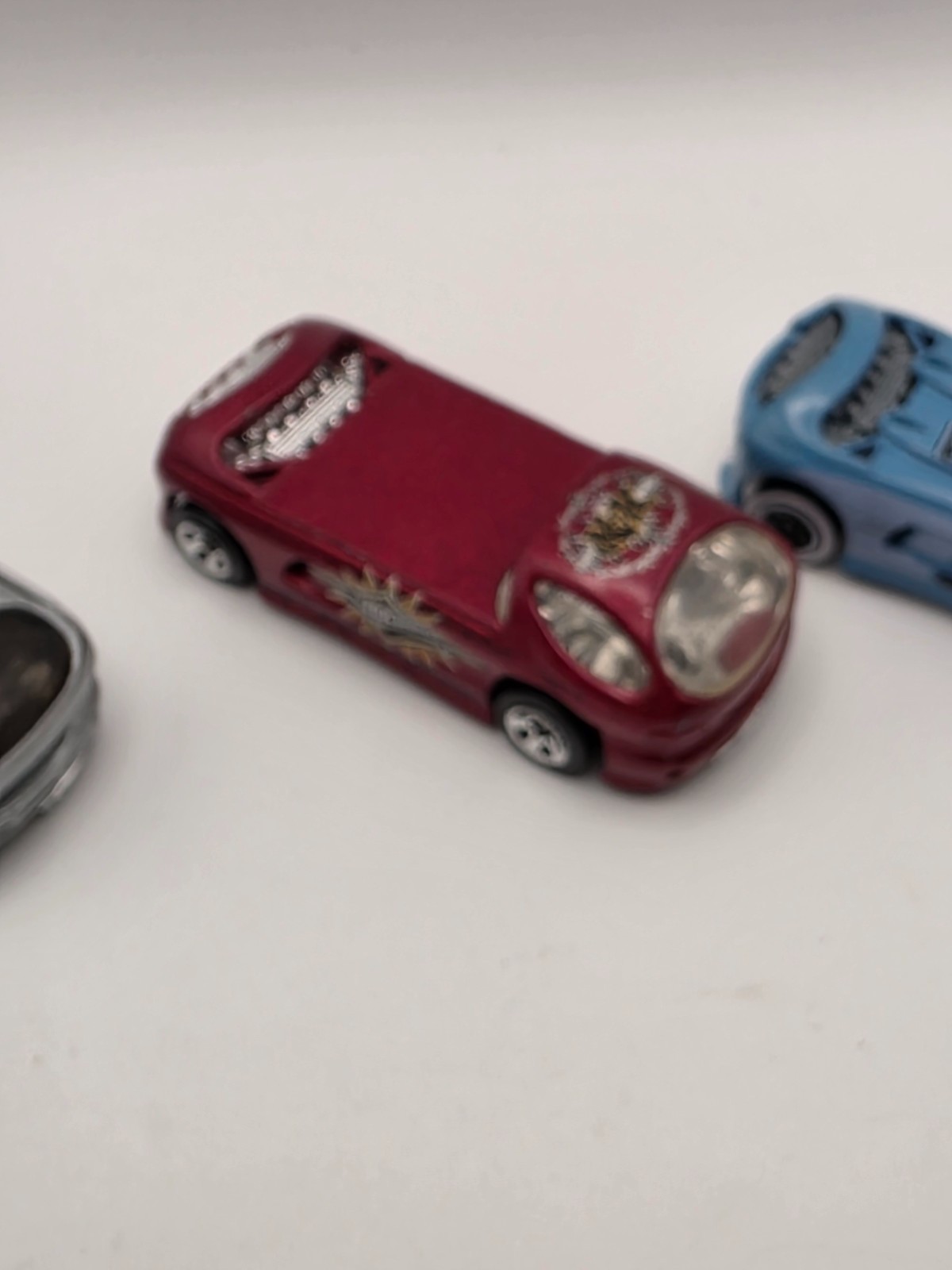 LOT OF DEORA II 1999 SILVER, MAROON, & DYED BLUE (LOT 17329)