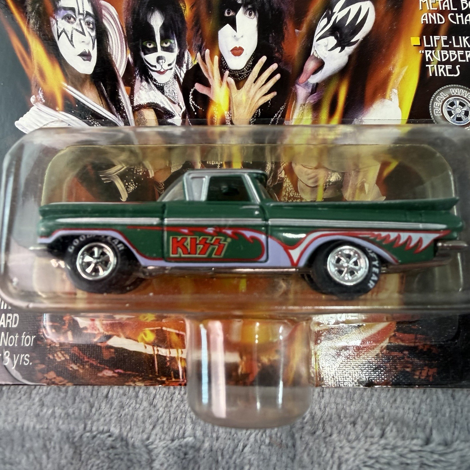 1999 Johnny Lightning Kiss Die Cast Cars 1:64 Scale Set of 2 El Camino NIP B185