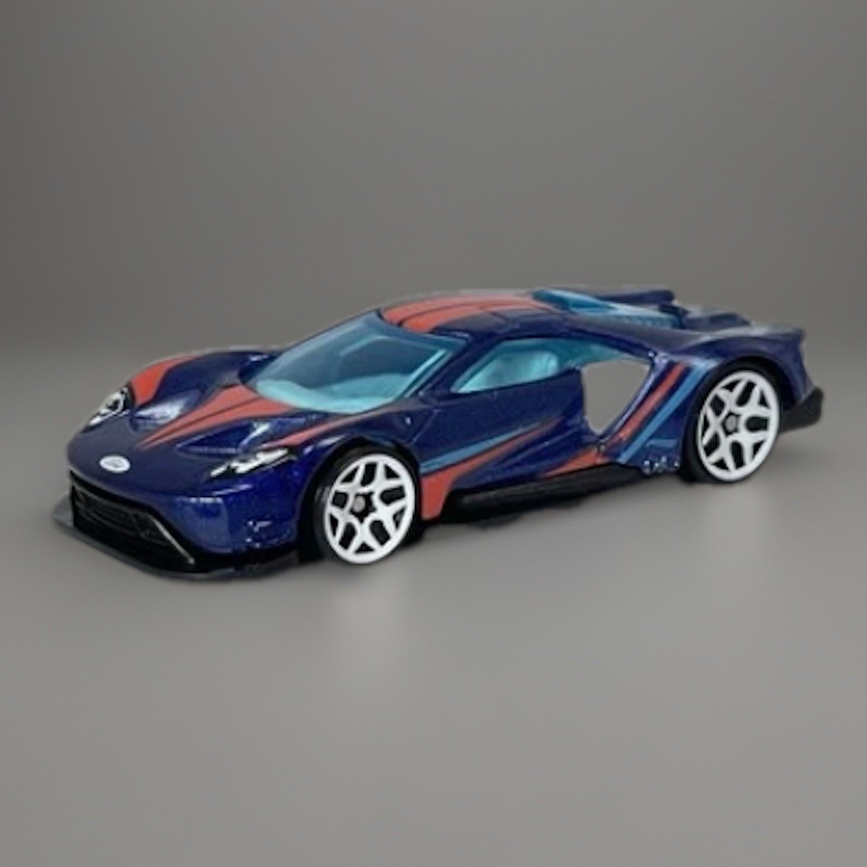 2022 Hot Wheels 16 Ford GT Race Blue Red ’23 HW Motor Show Diecast Plastic Car