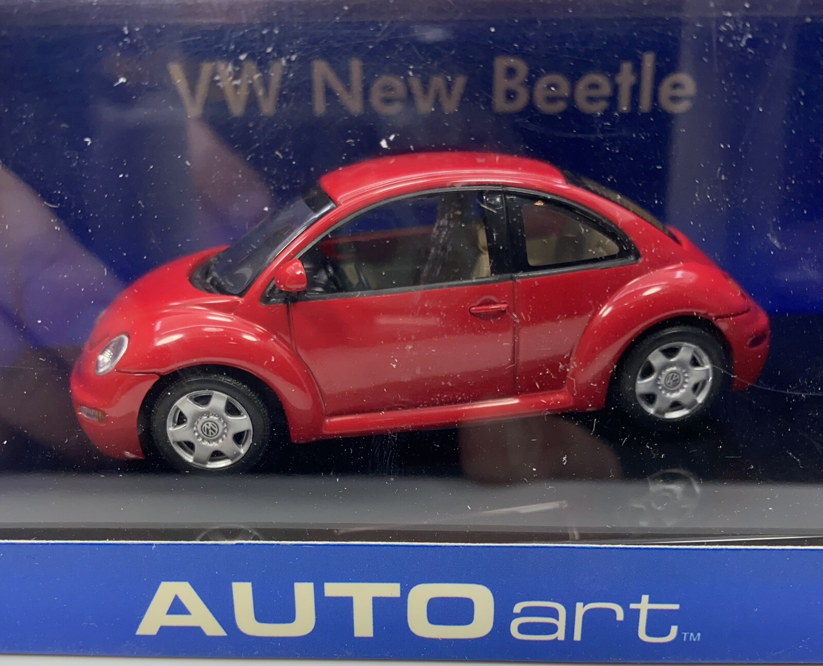 AutoArt 1/43 Scale VW BEETLE”Red Version”Detailed & NEW