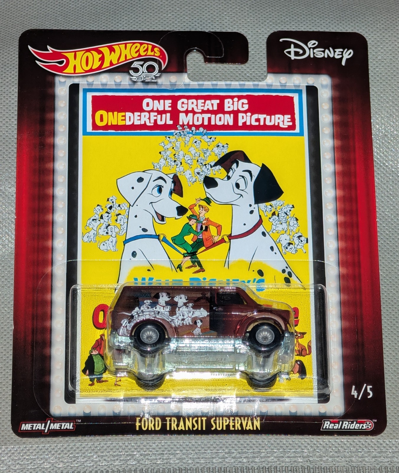 HOT WHEELS Premium Ford Transit Supervan 101 Dalmatians 1:64 HW Brown Van New