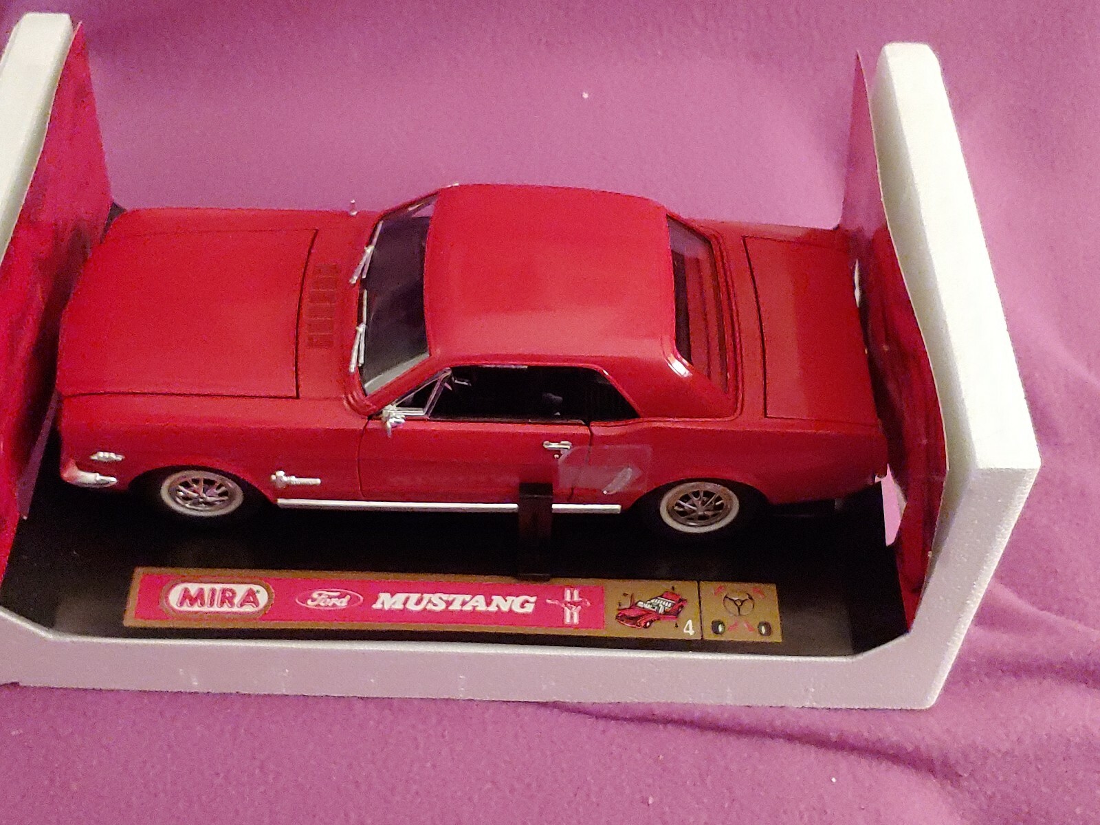 GORGEOUS 1:18 FORD MUSTANG 1964 1/2 CRIMSON RED W/ OWNERS MANUAL, FEATURES OPEN!