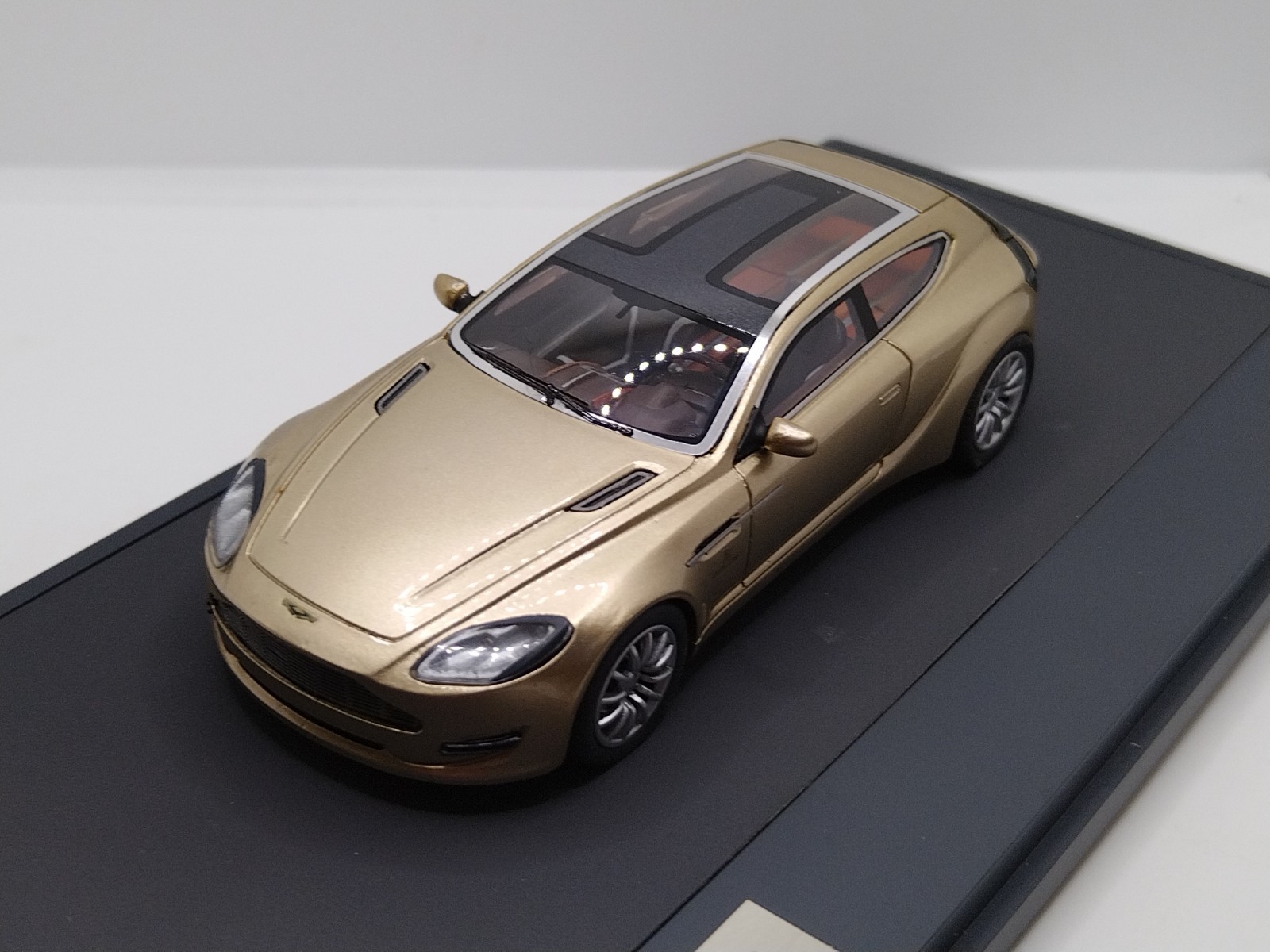 MATRIX 1/43 Aston Martin Bertone AM Jet 2 Concept 2013. Wow Rare!