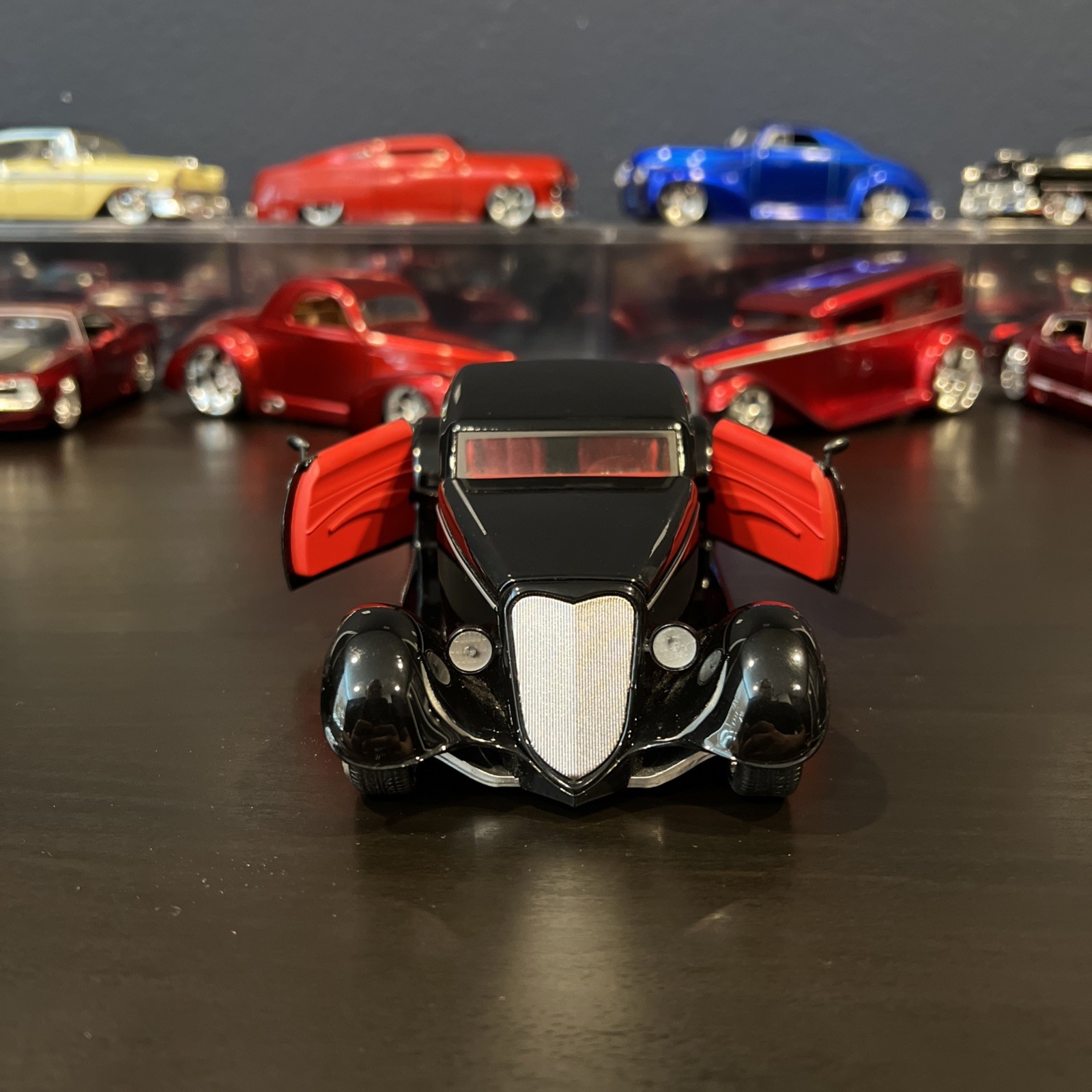 Vintage Jada Toys 2005 D-Rods 1933 Ford Coupe Lowrider Suicide Doors 1:24 Clean