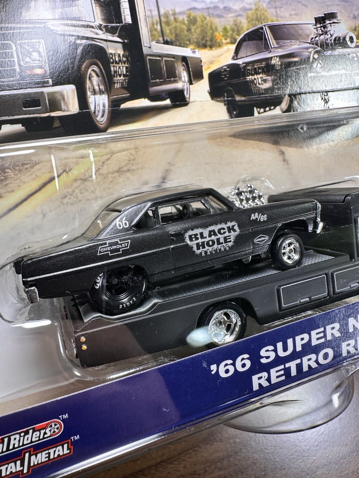 Hot Wheels ‘66 Super Nova Retro Rig Car Culture Team Transport #7 Black Hole
