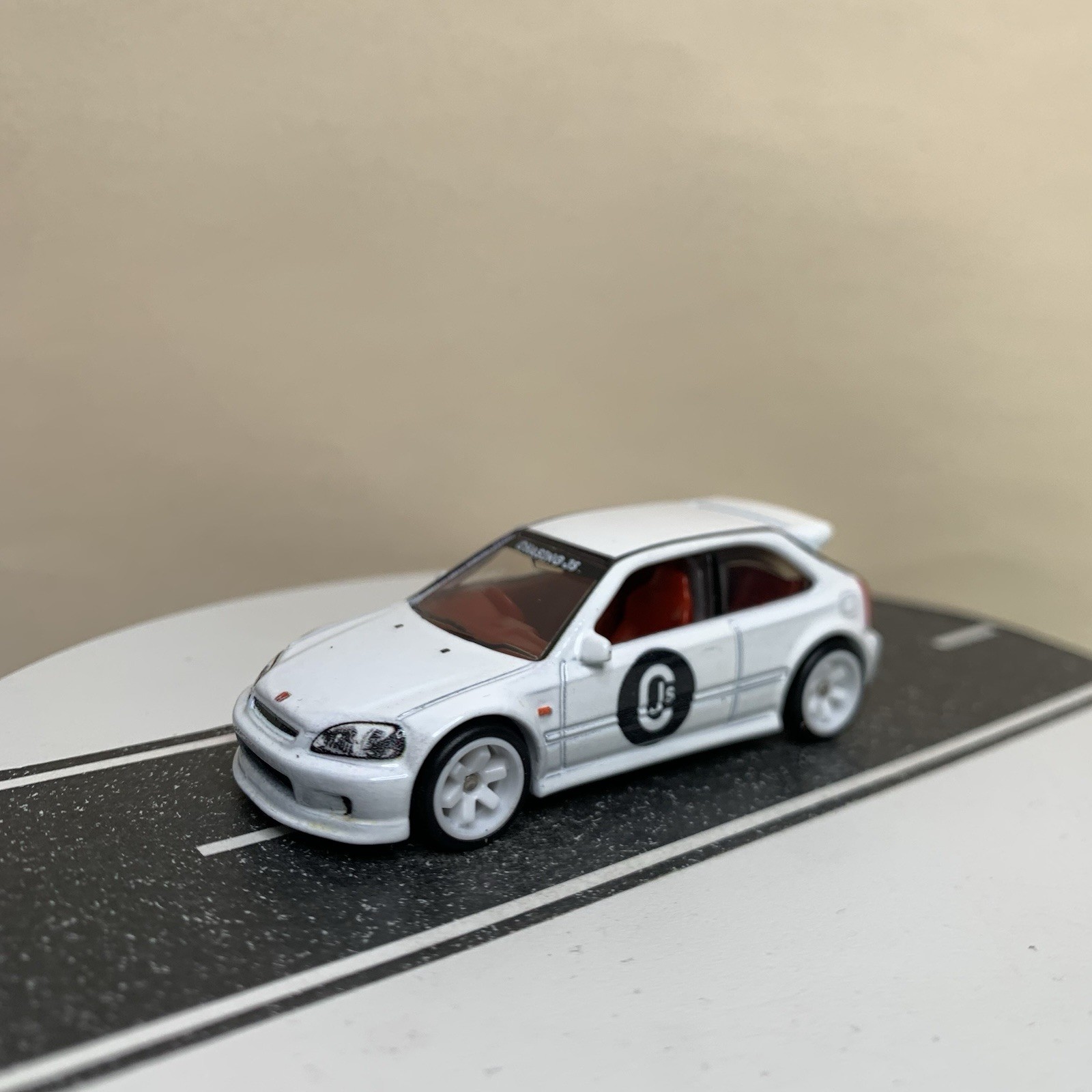 Hot Wheels Premium Boulevard #73 ’99 Honda Civic Type R EK9 Hatch White 1:64 NM