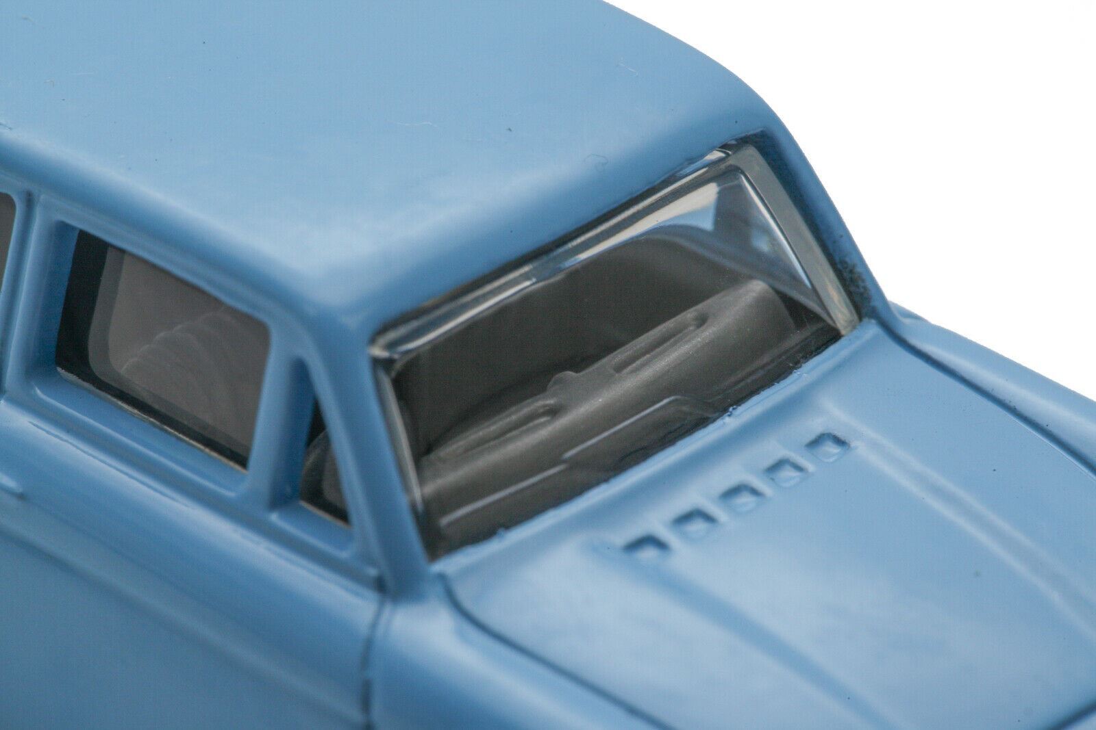 Light Blue Mattel Hot Wheels FORD ANGLIA 105e Automobile From Harry Potter