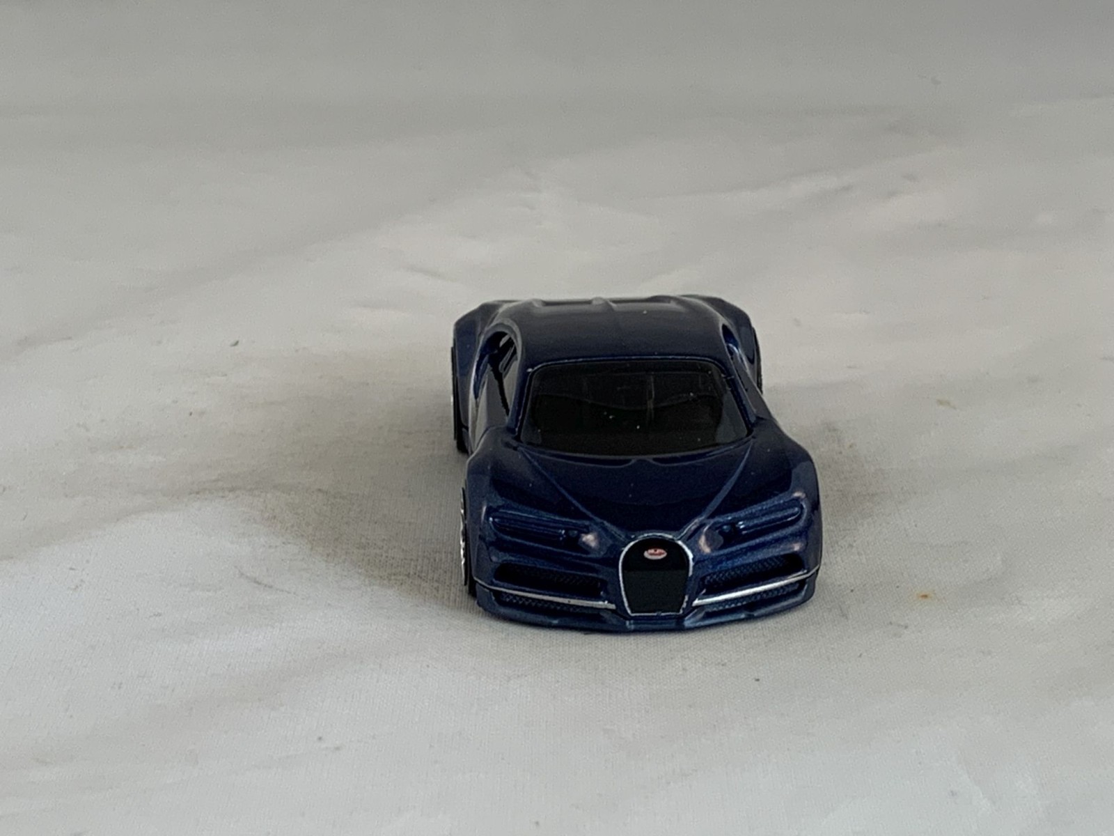 Hot Wheels 2016 Bugatti Chiron 2019 New Models Blue Royal J5s