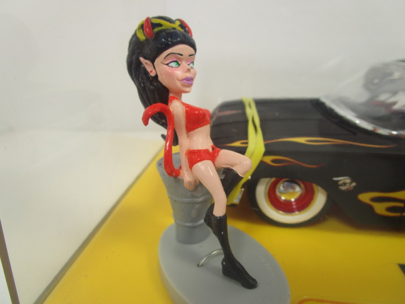 JADA 1/24 & 1/64 ROAD RATS FLAT BLACK 1960 CHEVY IMPALA VERY NICE NOT PERFECT