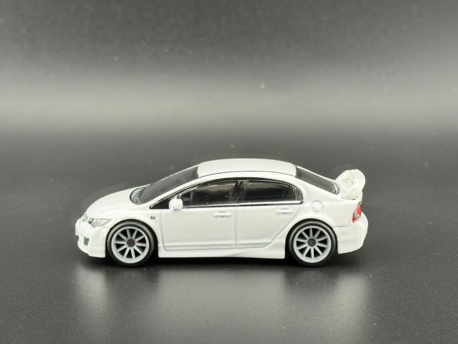 Hot Wheels 07 Honda Civic Type R Ronin Run 2 FPY86-961 M 1/64