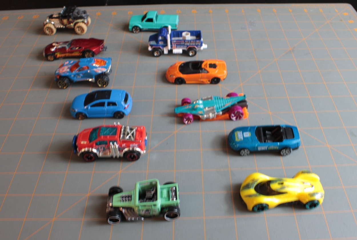 Diecast Cars Hot Wheels Matchbox Maisto 1:64 Mixed Brands As Is Lot of 60+