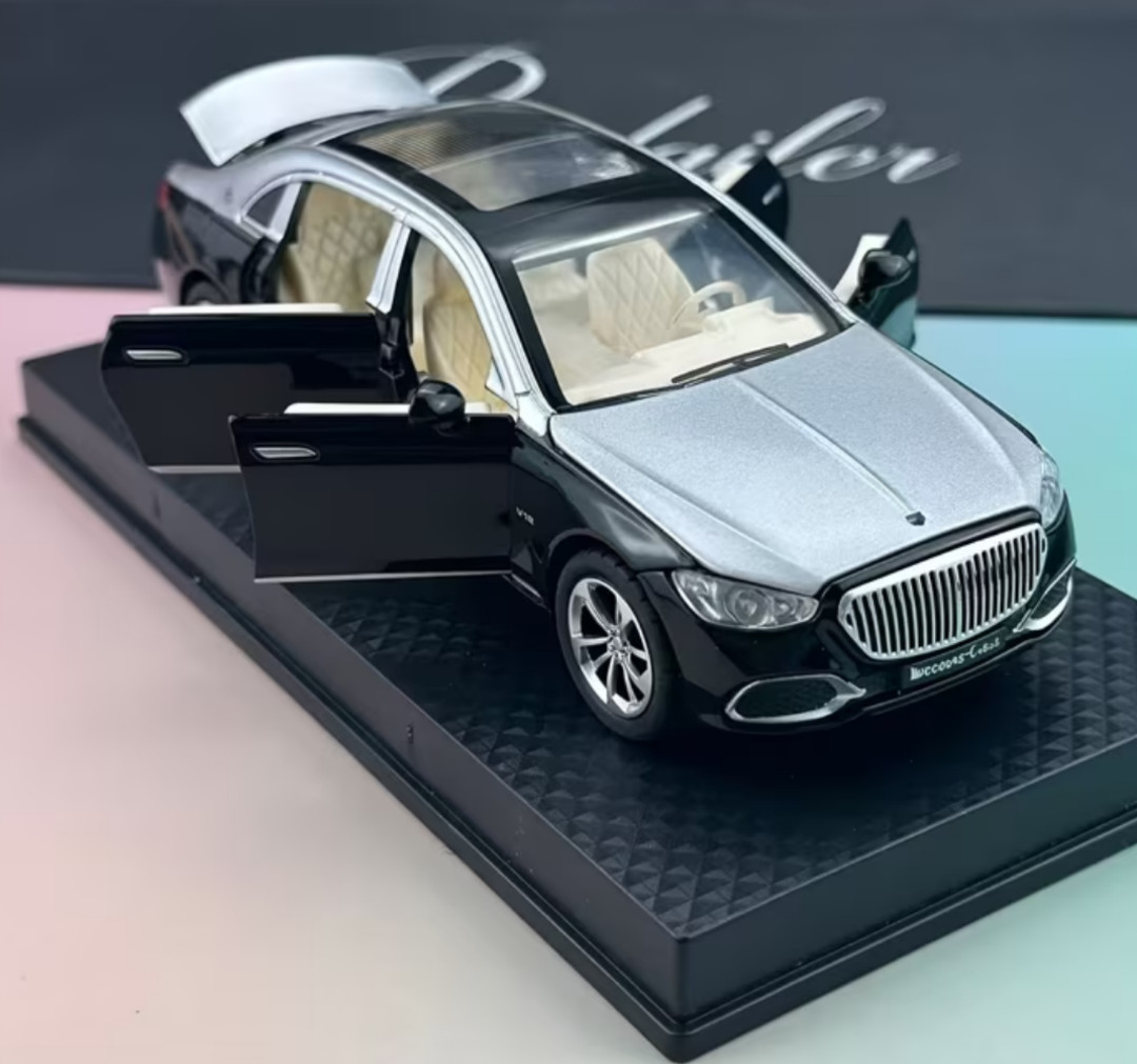 2024-2025 Maybach Die Cast Toy Car 1:32 Metal With Stand New