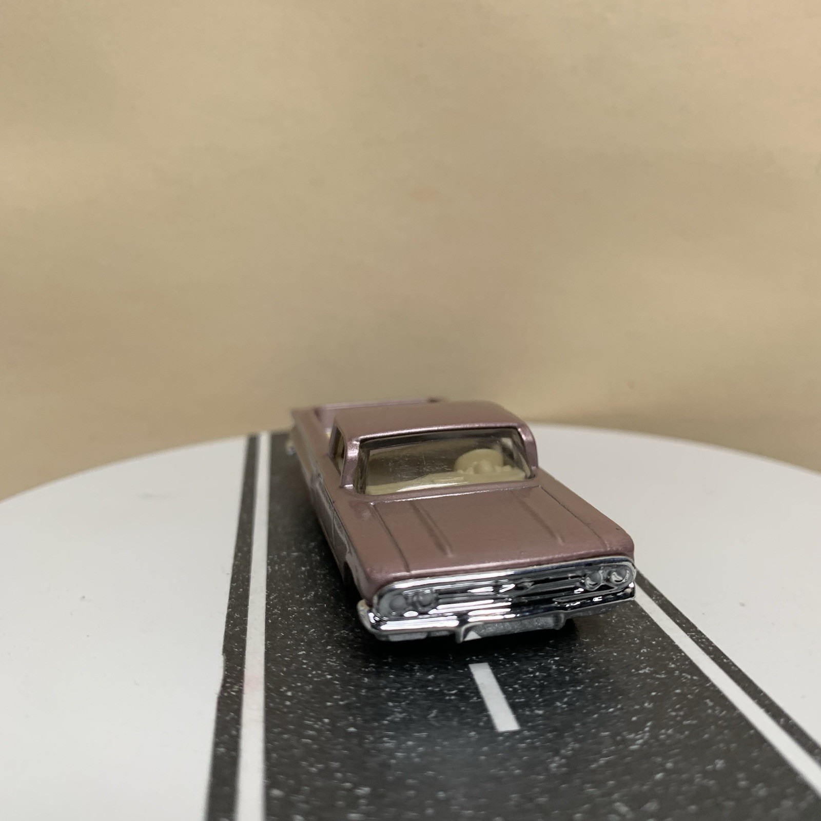 2022 Matchbox MBX Highway #33 1960 Chevy El Camino Pickup Truck Mauve Pink NM