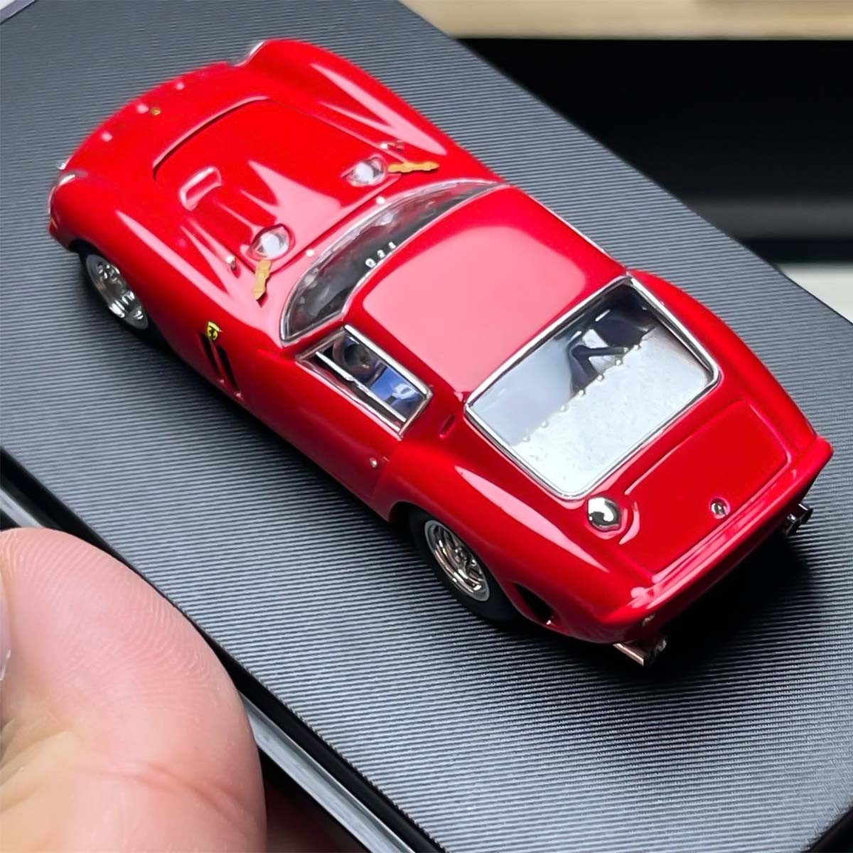 Classic Lover 1:64 Ferrari 250 GTO Red Alloy Diecast Car Model