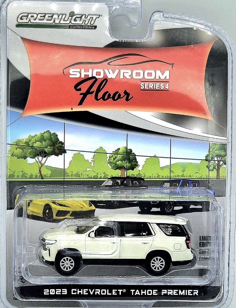 GREENLIGHT 2023 CHEVROLET TAHOE PREMIER SUV SHOWROOM FLOOR SERIES 4 1:64 68040b
