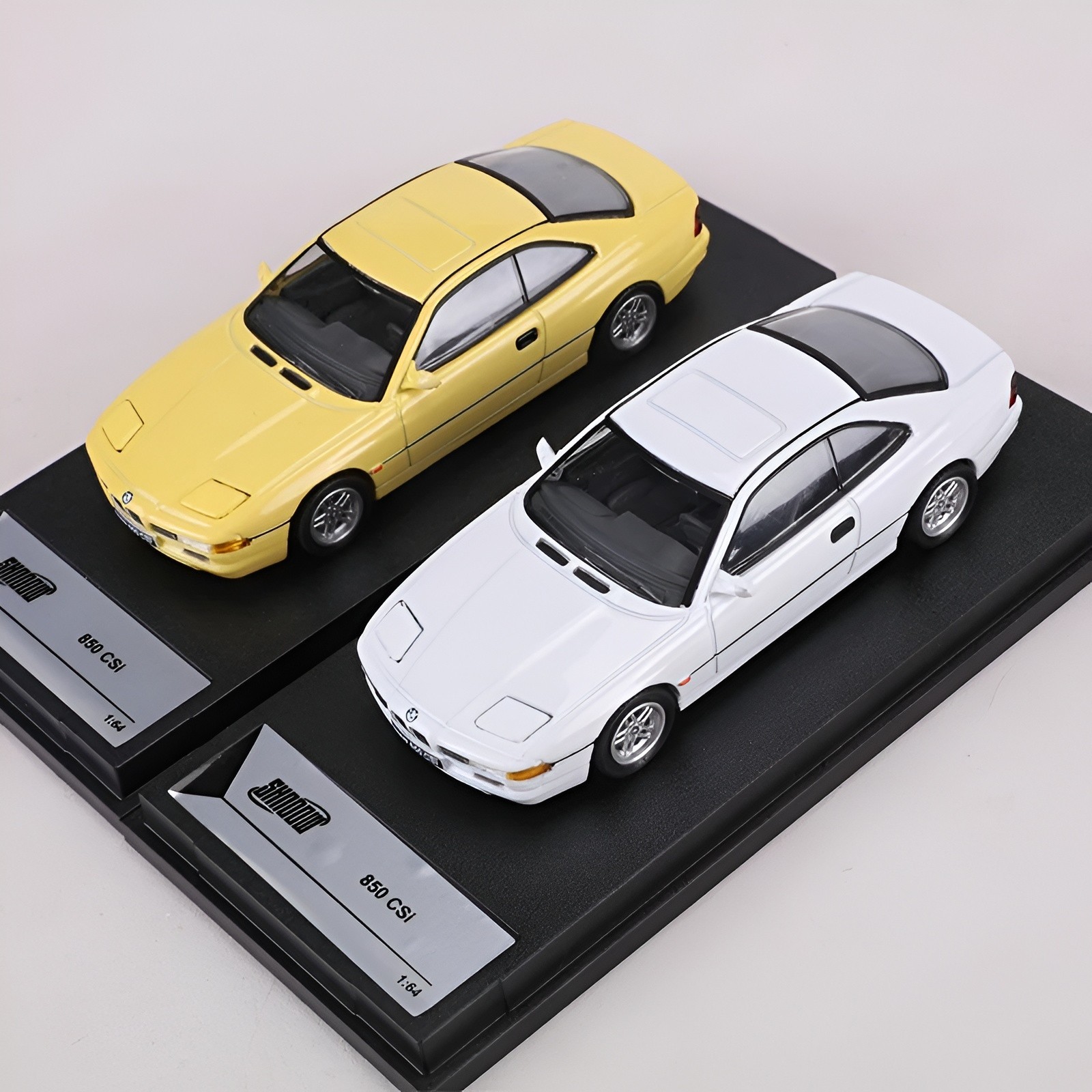 1:64 BMW 850CSI Diecast Alloy Model Car – High-Detail Display Collectible