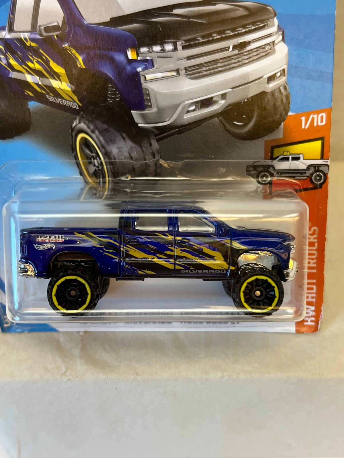 NIP 2019 Hot Wheels ’19 Chevy Silverado Trail Boss LT 83/250 Blue HW Hot Trucks
