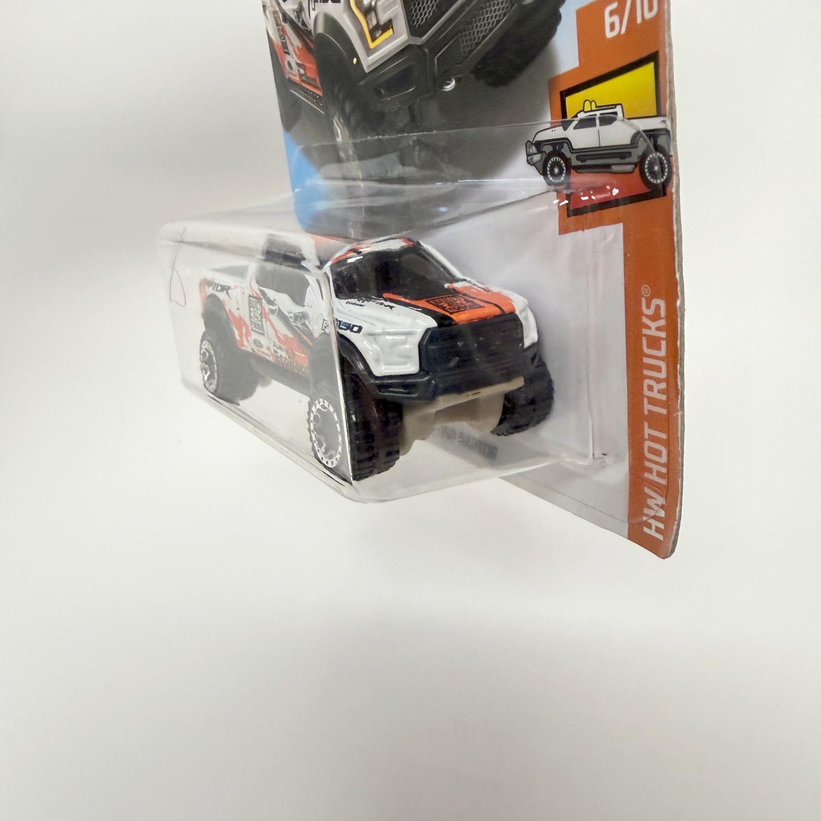 Hot Wheels Hot Trucks ’17 Ford F-150 Raptor