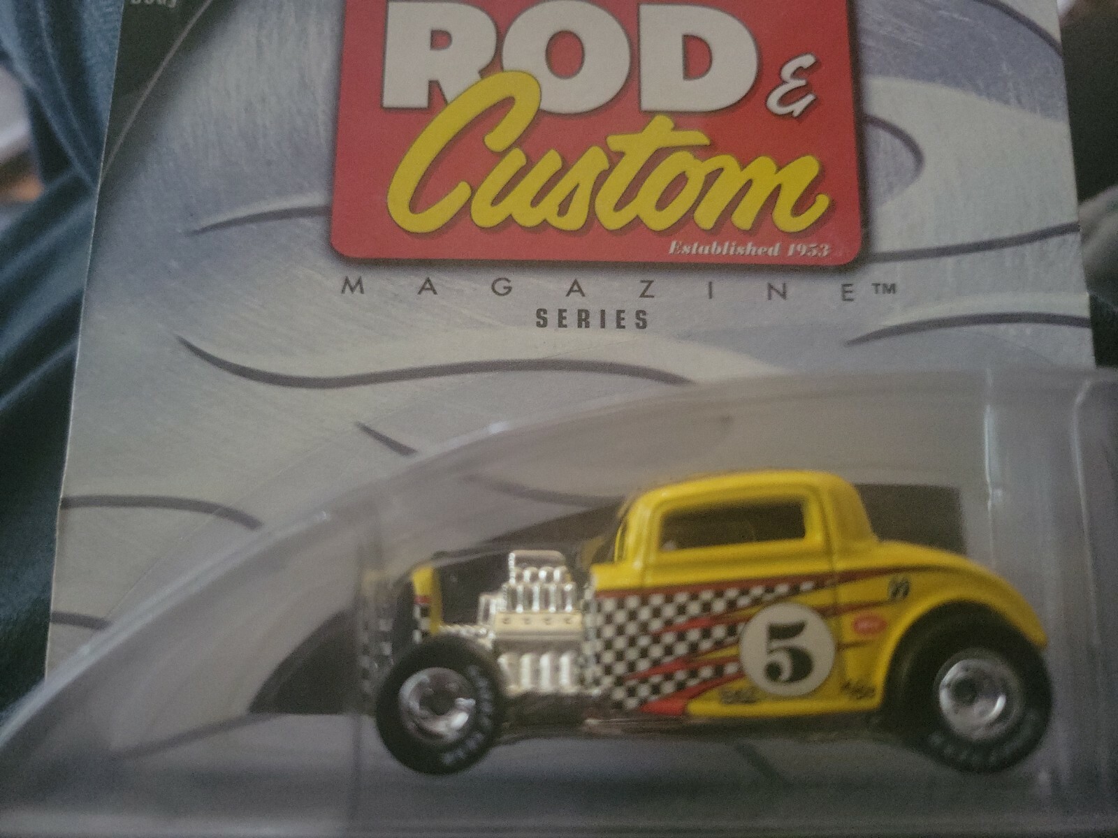 Hot Wheels Rod & Custom. 32 Ford. 1:64