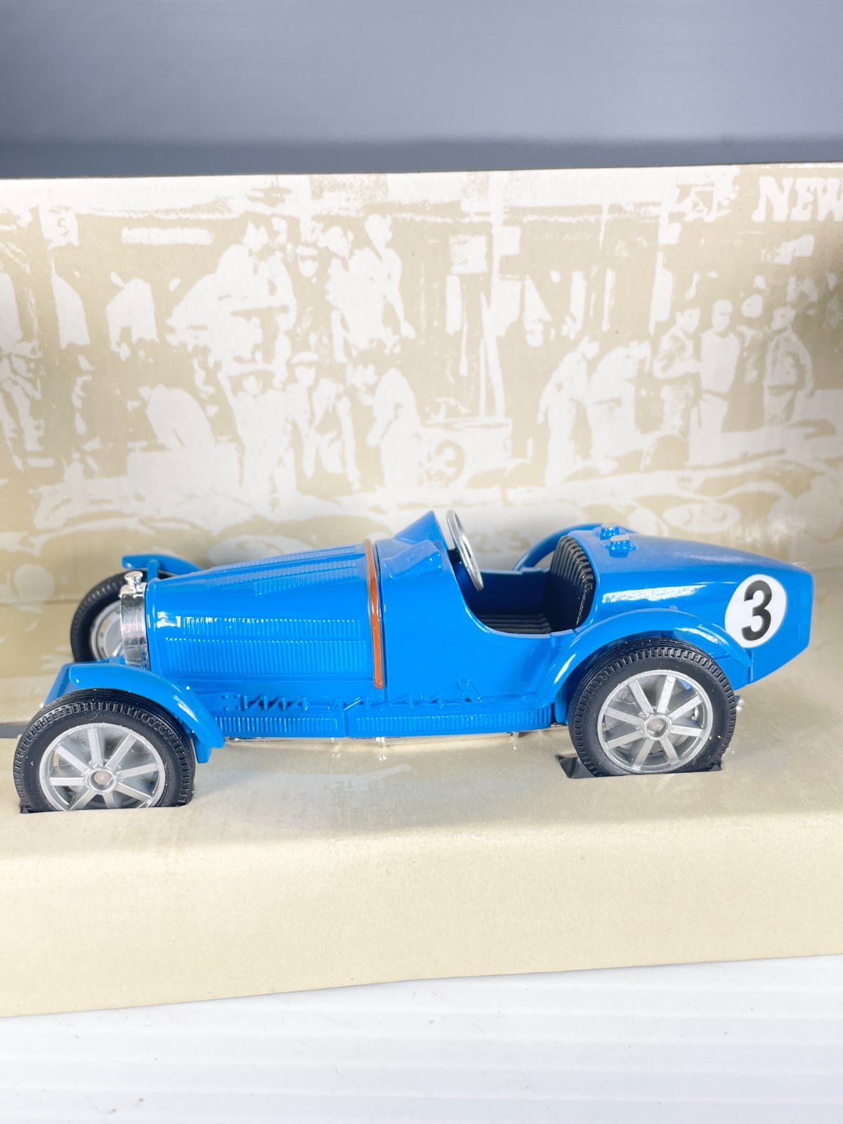Corgi Bugatti Type 35 Racing Car 00202 1:36 Legends Of Speed Number 3 Boxed.