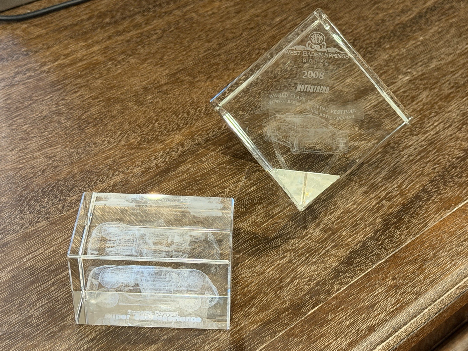 MOTOR TREND WORLD CLASS DRIVING 2008 WEST BADEN BUGATTI VEYRON Paperweights LOT