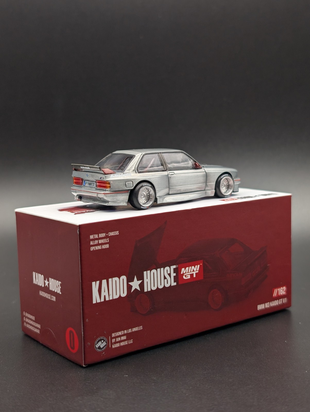 CHASE! Kaido House Mini GT KHMG162 BMW M3 (E30) Kaido GT V1