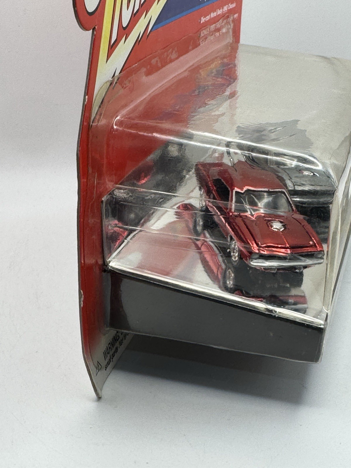 Johnny Lightning Mopar Muscle 70 Plymouth Hemi Cuda w/ First Shot Car – 1:64 Car