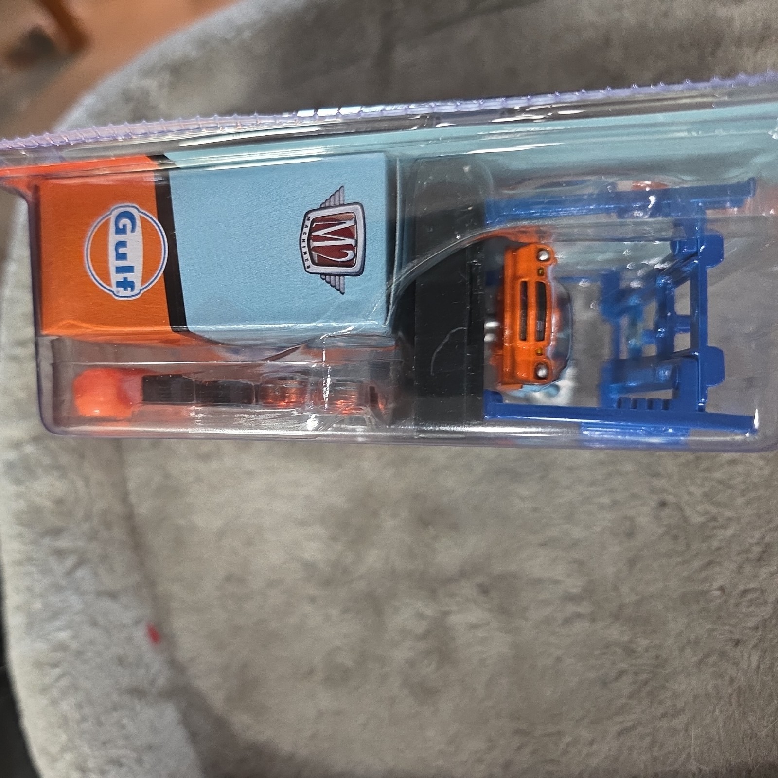 M2 Machines 1:64 1980 Chevrolet Camaro Z/28 Gulf Oil Diecast Model Kit (CHASE)
