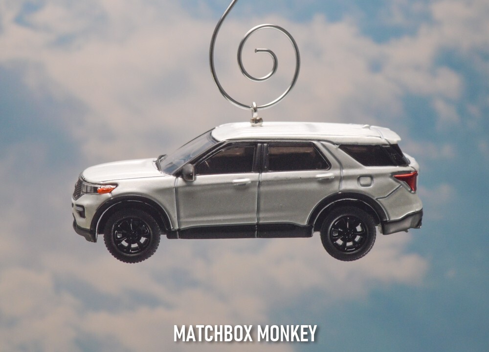 2022 Ford Explorer ST SUV Crossover Custom Christmas Ornament Adorno Badge 1/64