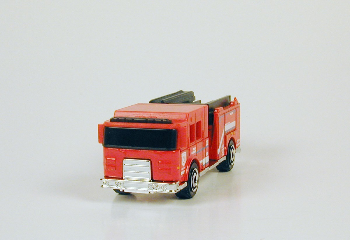 Matchbox Pierce Volterra EV Fire Engine “Matchbox Fire Dept” No Package